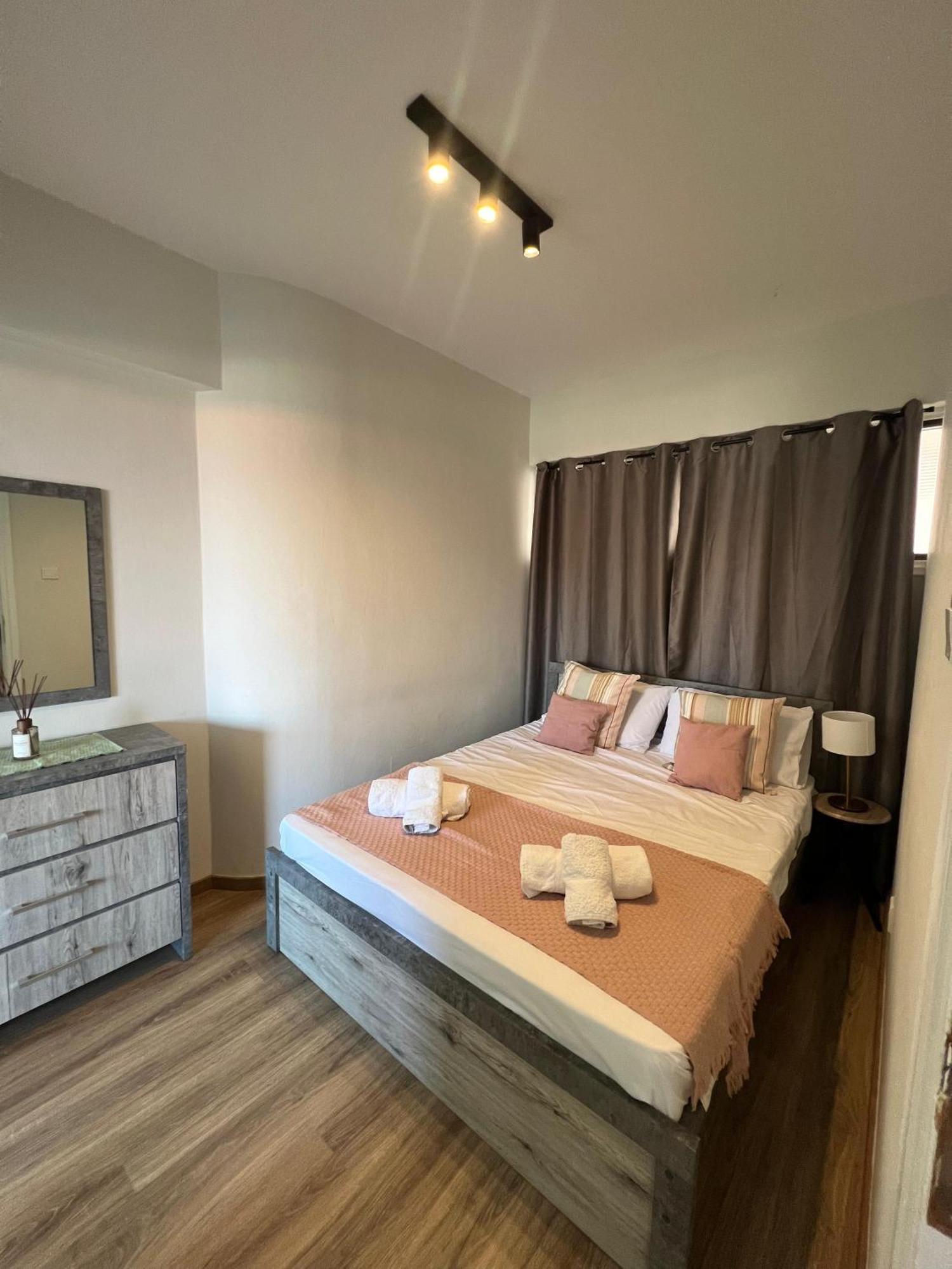 Azul Sea View Apartment Larnaca Exterior photo