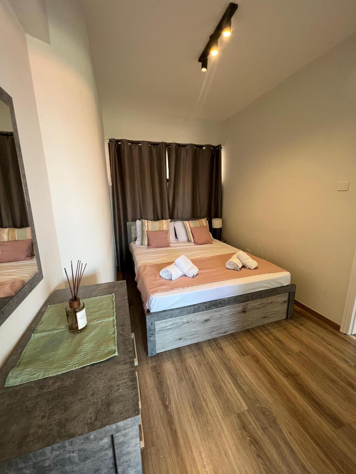 Azul Sea View Apartment Larnaca Exterior photo